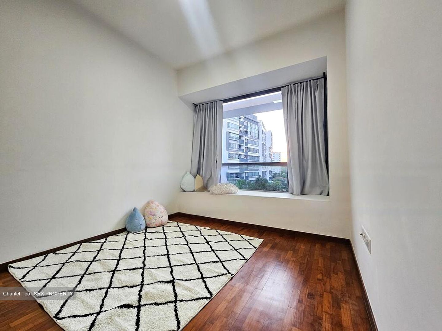 The Palette (D18), Condominium #481988571